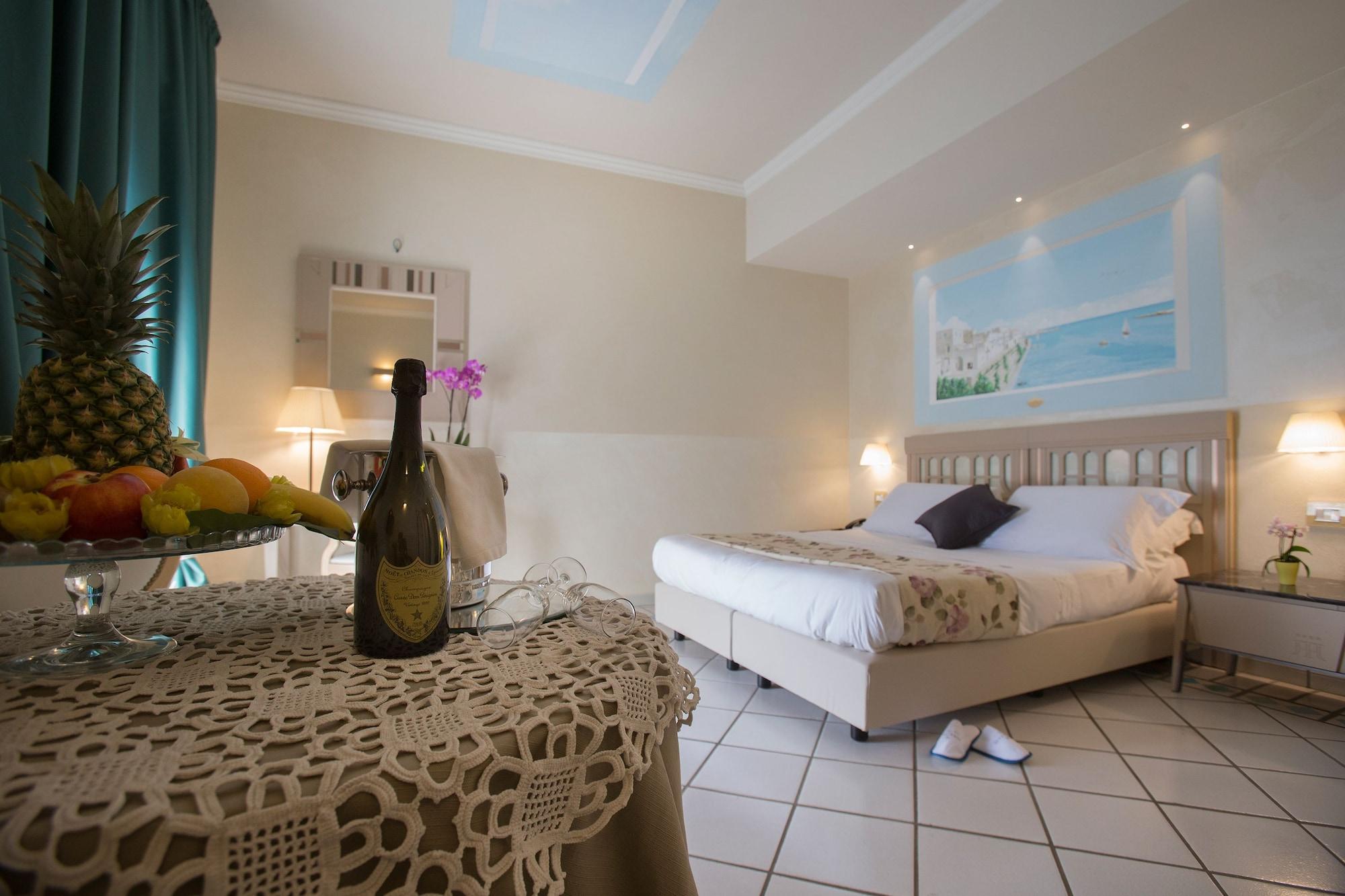 גלאטינה Hotel Hermitage מראה חיצוני תמונה