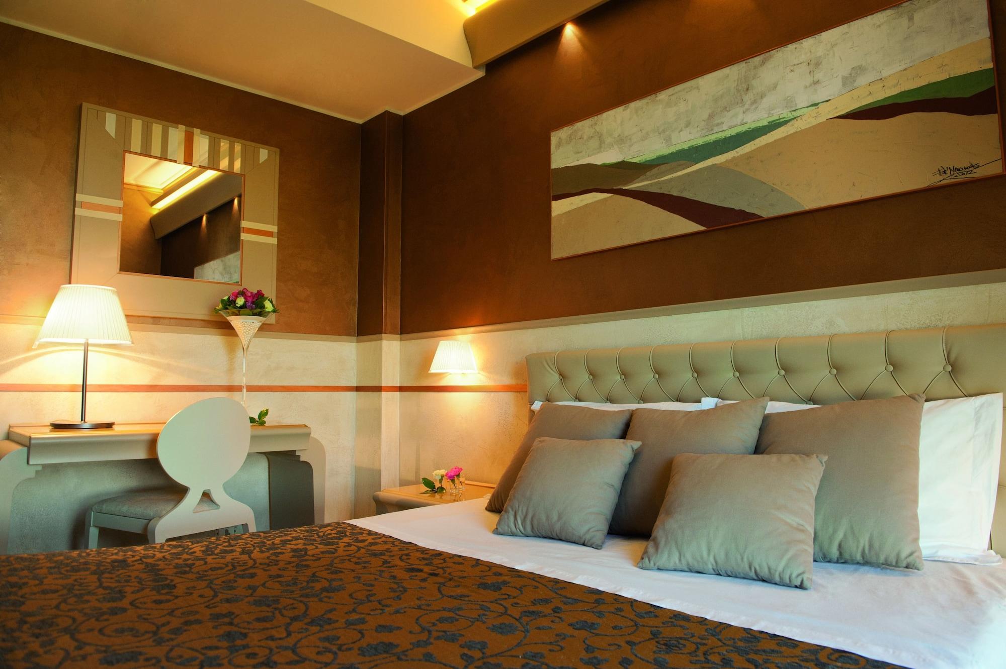 גלאטינה Hotel Hermitage מראה חיצוני תמונה