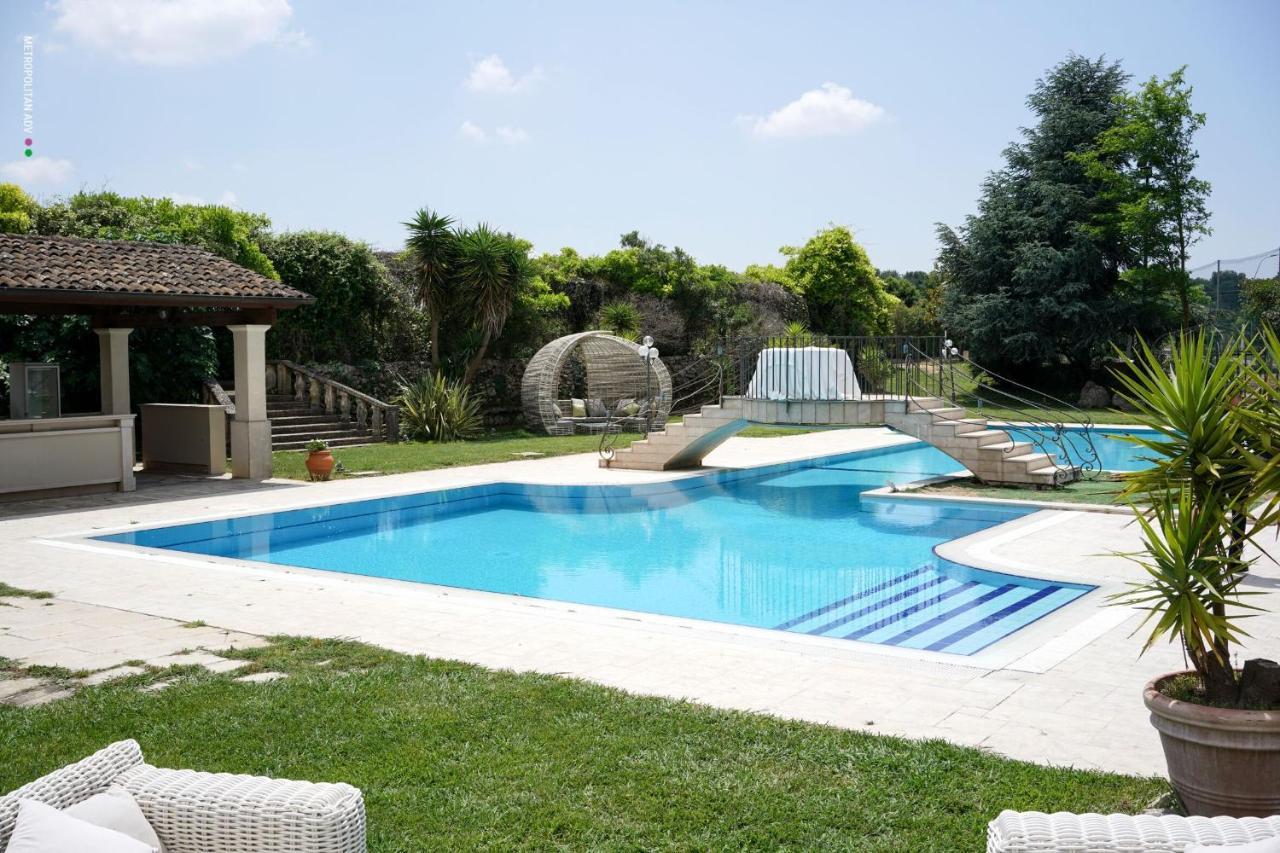 גלאטינה Hotel Hermitage מראה חיצוני תמונה