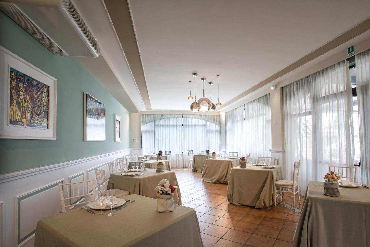 גלאטינה Hotel Hermitage מראה חיצוני תמונה